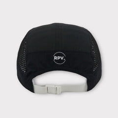 Introducing Running Cap by RPV Vers 2 – a perfect fusion of style and functionality. Inspired by the tranquil shades of nature, this cap features a captivating earthy green hue that effortlessly blends with outdoor surroundings.